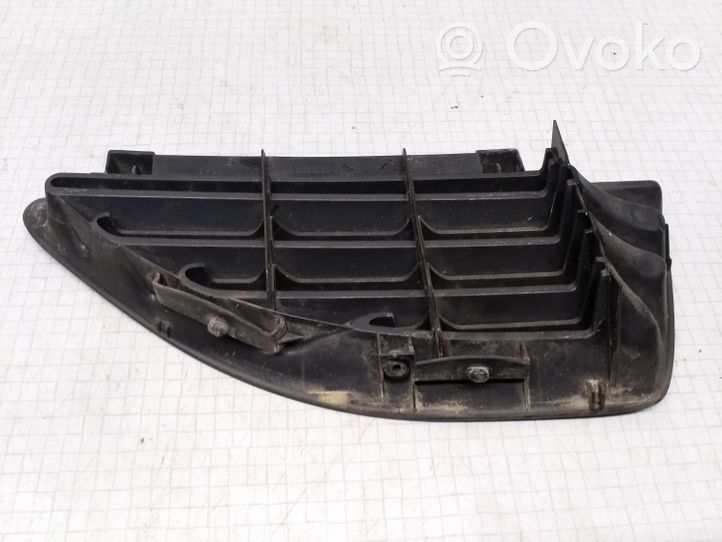 Renault Megane I Grille de calandre avant 7700427580