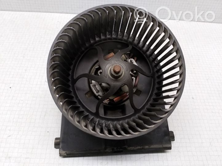 Seat Cordoba (6K) Ventola riscaldamento/ventilatore abitacolo 1J1819021B