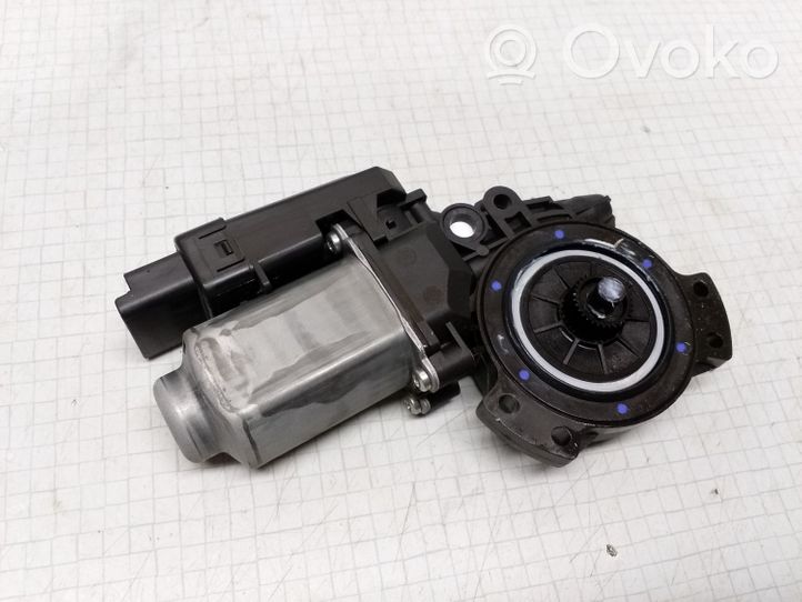 KIA Ceed Front door window regulator motor 402054D