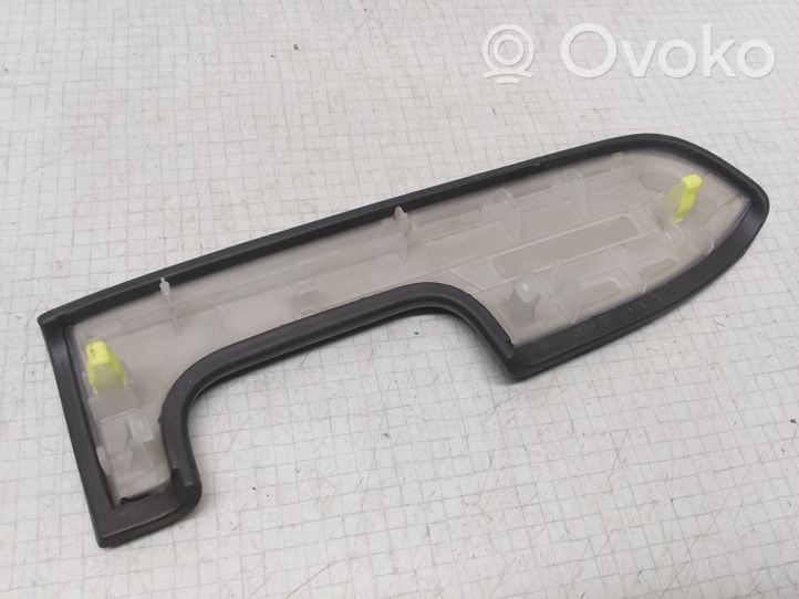 Toyota Corolla E120 E130 Altro elemento di rivestimento della portiera posteriore 7421012240