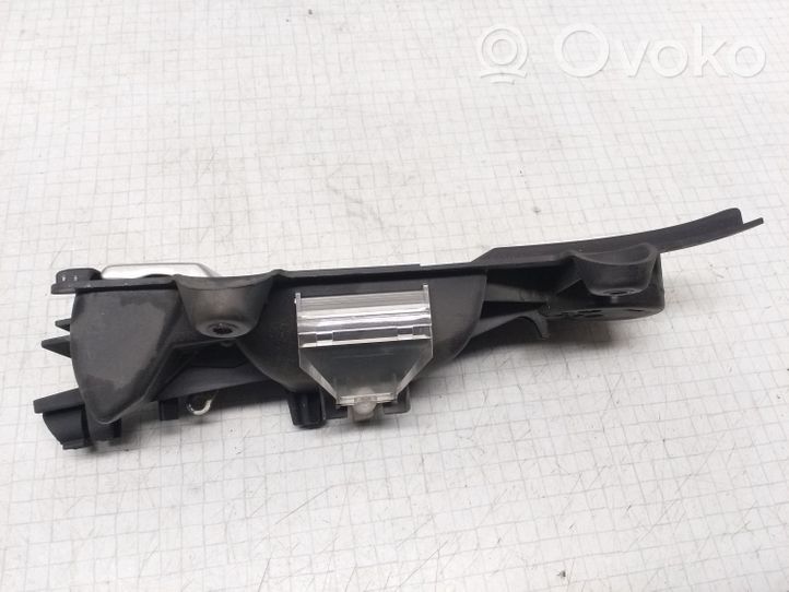 Audi A4 S4 B7 8E 8H Maniglia interna per portiera anteriore 8E1837020