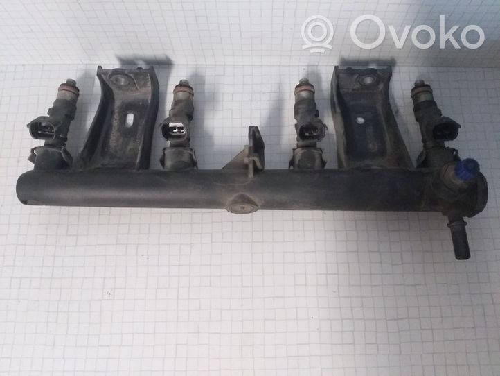 Peugeot 307 CC Kraftstoffverteiler Einspritzleiste Verteilerrohr 9650764780