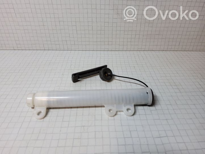 Volvo S60 Maniglia di rilascio del tappo carburante 