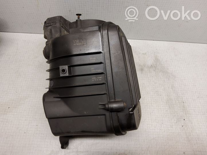 Volkswagen PASSAT B6 Scatola del filtro dell’aria 1K0129607C