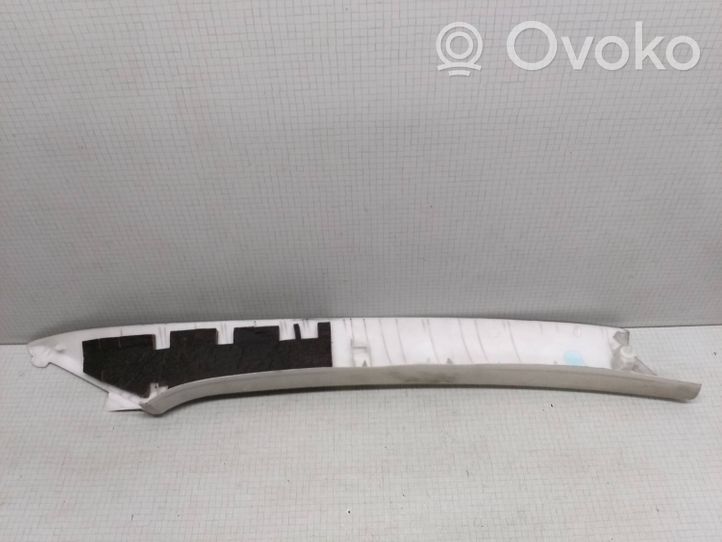 Toyota Corolla E120 E130 Rivestimento montante (A) 6221202120