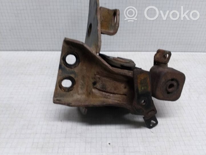 Toyota Corolla E120 E130 Supporto di montaggio scatola del cambio 