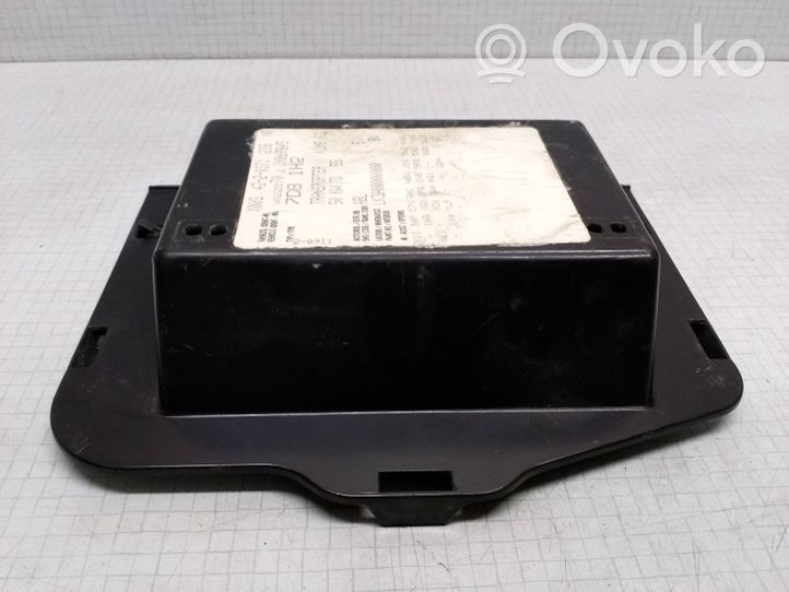 Volkswagen Transporter - Caravelle T4 Fuse box cover 7D0971825