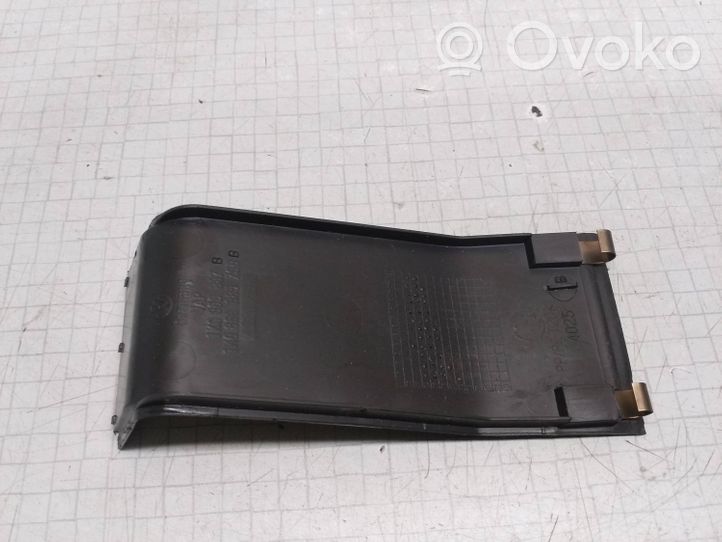 Volkswagen Golf V Kita centrinė konsolės (tunelio) detalė 1K0868887B