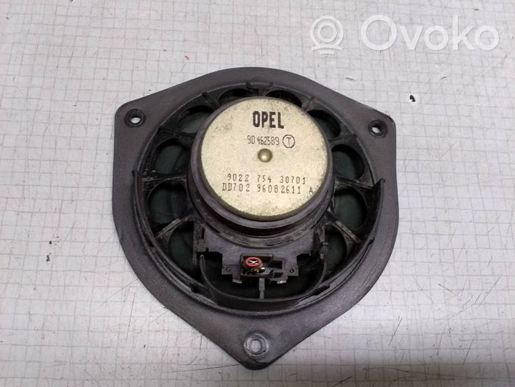 Opel Vectra B Rear door speaker 90462589