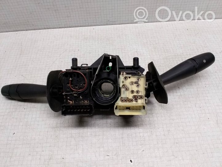 Opel Movano A Wiper turn signal indicator stalk/switch V7700354626