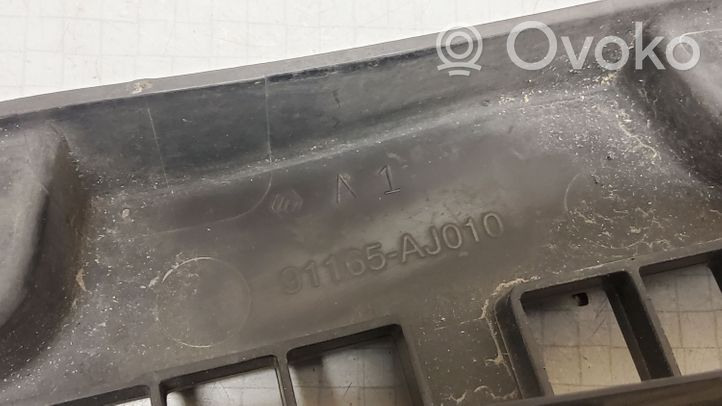 Subaru Outback Radiateur panneau supérieur d'admission d'air 91165AJ010