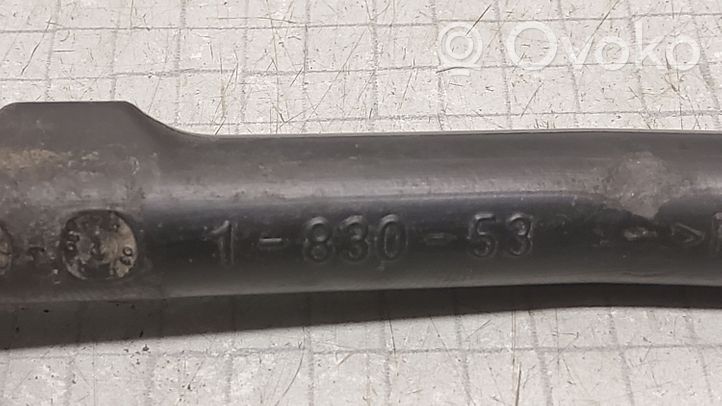 Opel Vectra C Tube d'admission de tuyau de refroidisseur intermédiaire 183053