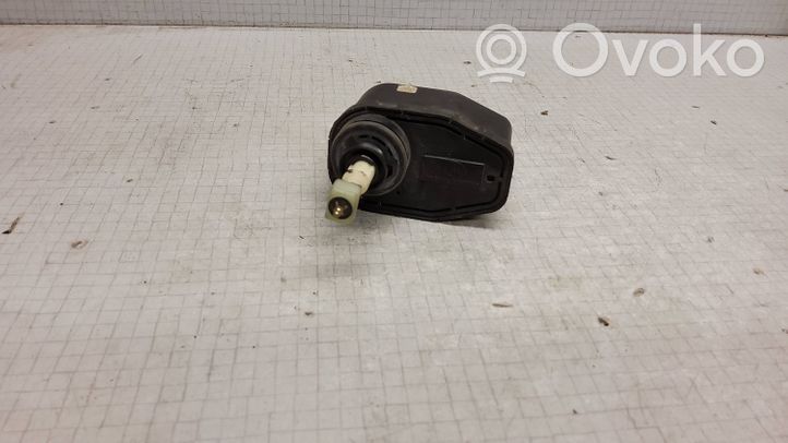 Audi 80 90 B3 Headlight level adjustment motor 893941295