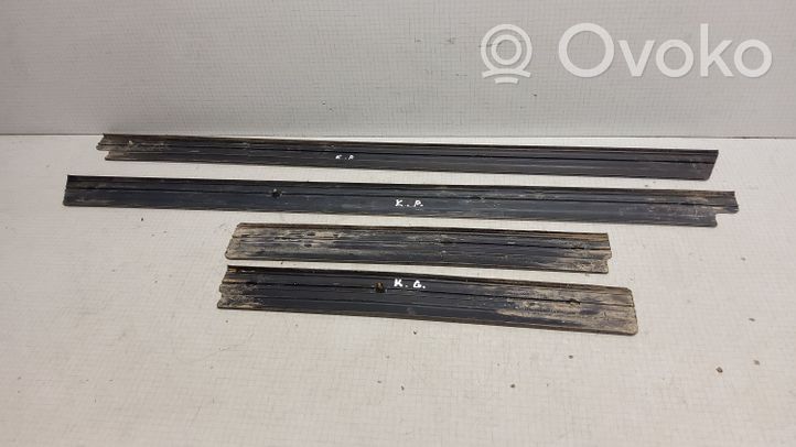 Audi 80 90 B3 Set di rifiniture davanzale (interno) 