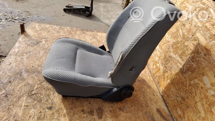 Volkswagen Transporter - Caravelle T4 Front driver seat 