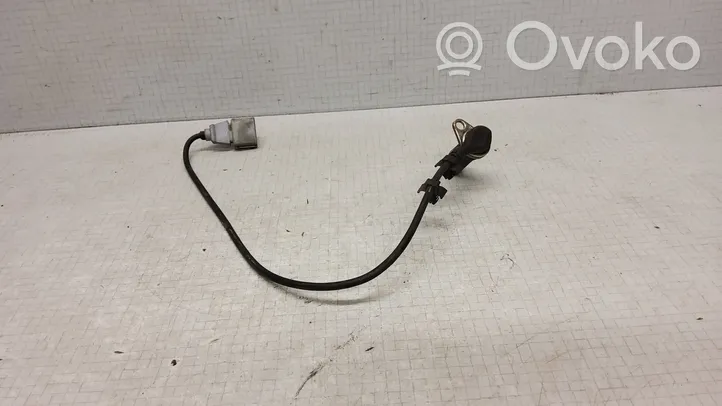 Volkswagen Golf IV Crankshaft speed sensor 