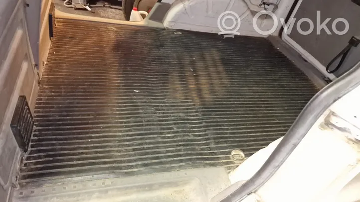 Volkswagen Caddy Doublure de coffre arrière, tapis de sol 