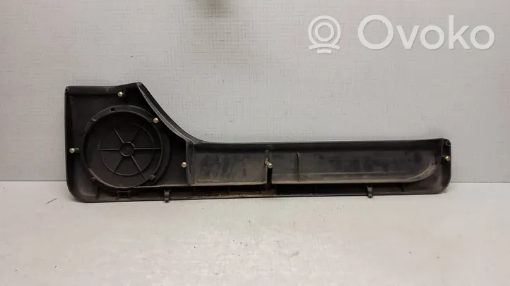 Volkswagen Golf III Altro elemento di rivestimento della portiera anteriore 1H0867133A