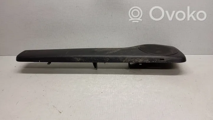 Volkswagen Golf III Altro elemento di rivestimento della portiera anteriore 1H0867133A