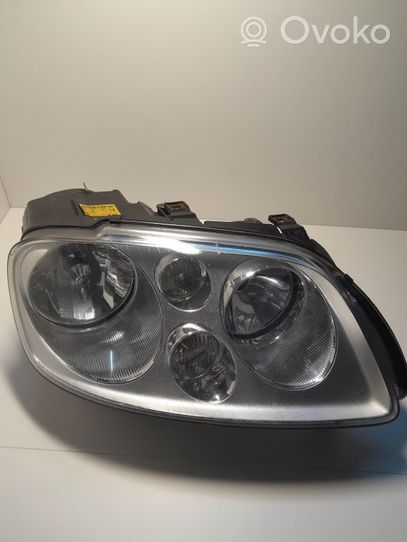 Volkswagen Touran I Lampa przednia 1T0941006D