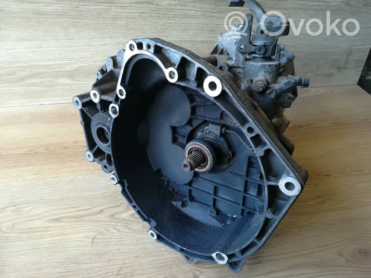 Opel Signum Mechaninė 6 pavarų dėžė 55350375