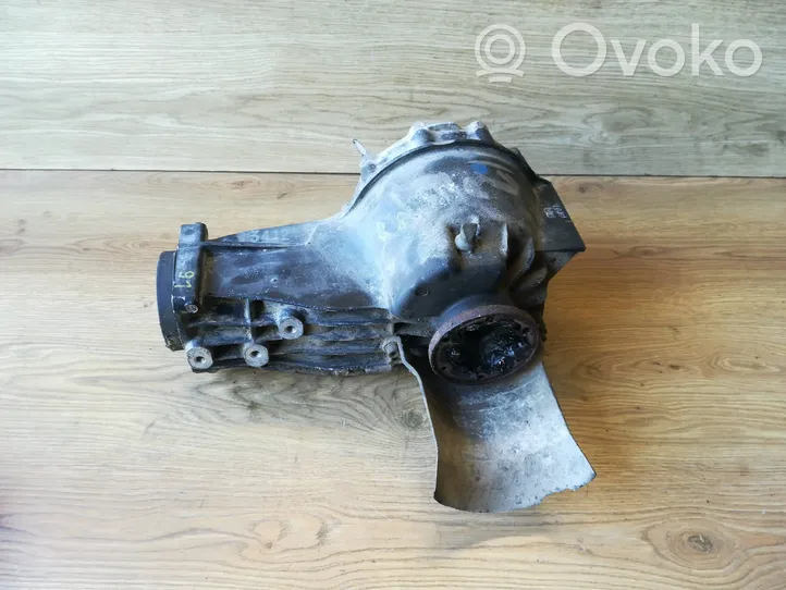 Volkswagen PASSAT B5.5 Rear differential 