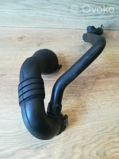 Audi A4 S4 B5 8D Turbo air intake inlet pipe/hose 8D0129615A