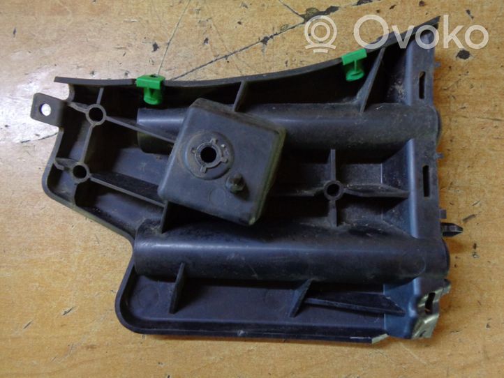 Volvo V60 Fender mounting bracket 30796625