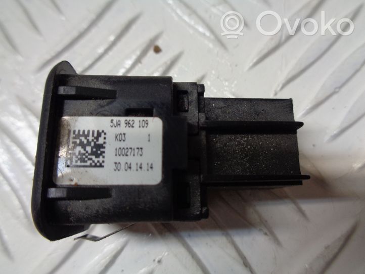 Skoda Rapid (NH) Interrupteur d'alarme 5JA962109