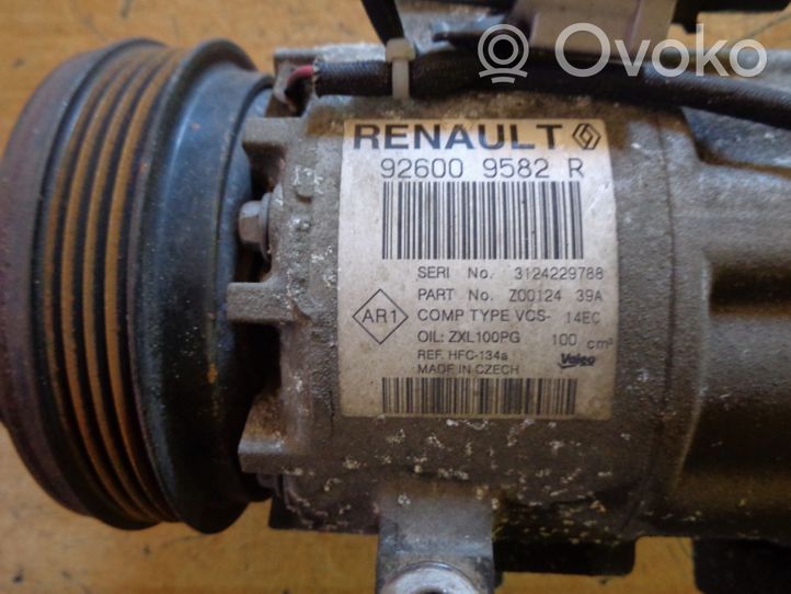 Renault Clio IV Compresseur de climatisation 926009582R