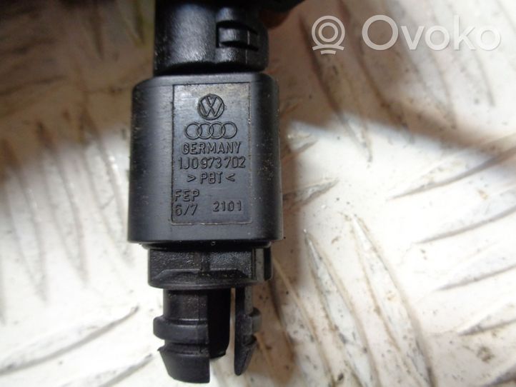 Skoda Yeti (5L) Sonde température extérieure 1J0973702