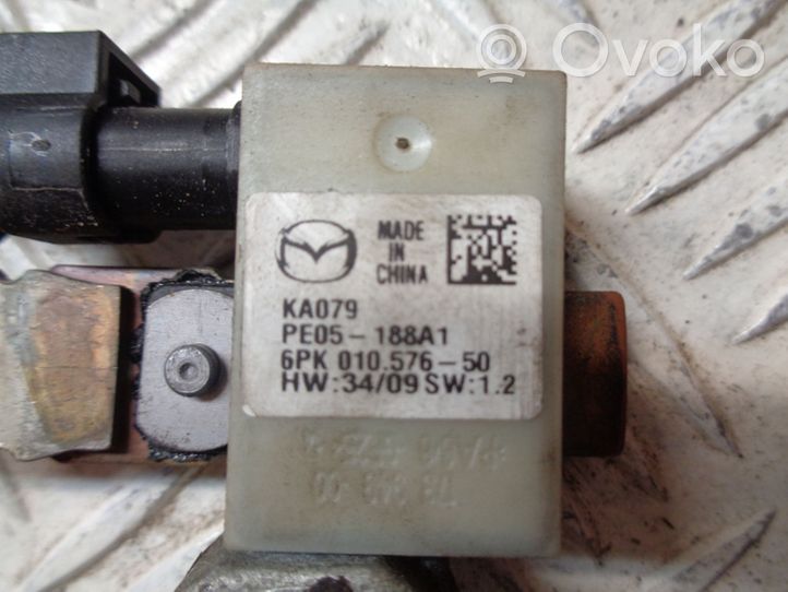 Mazda 2 Minus / Klema / Przewód akumulatora PE05188A1