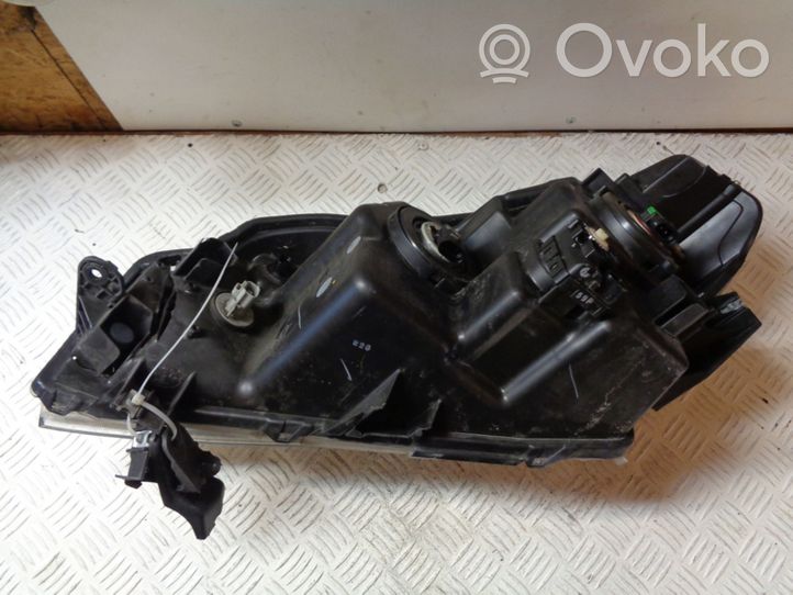 Suzuki Vitara (LY) Lampa przednia 10018097