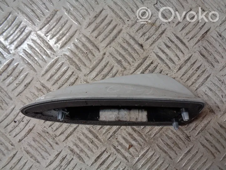 Volvo V60 Roof (GPS) antenna cover 