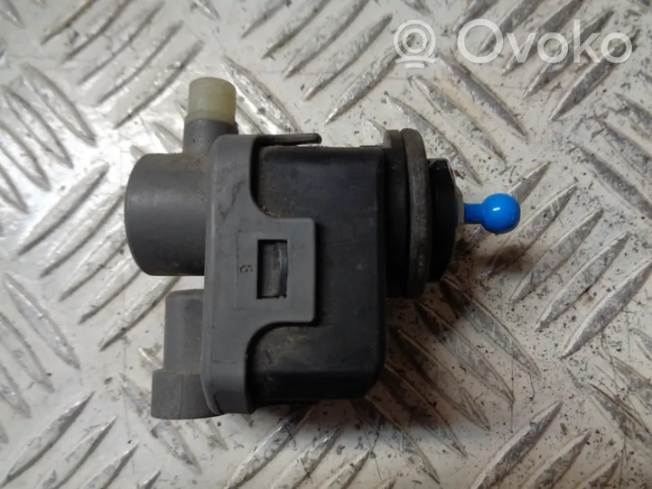 Nissan Qashqai Moteur de réglage du niveau des phares 7700420737