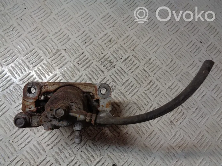 Nissan Qashqai+2 Caliper del freno trasero 