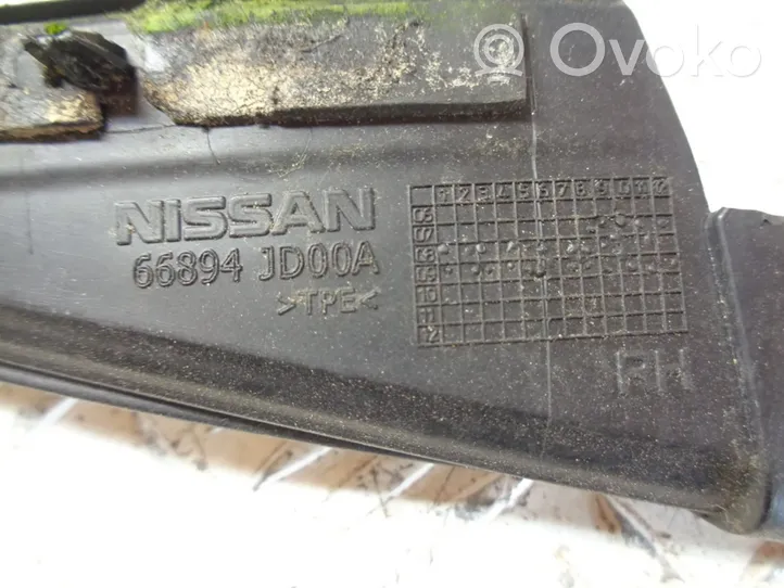 Nissan Qashqai+2 Garniture de pare-brise 66894JD00A