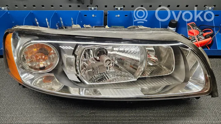 Volvo XC70 Lampy przednie / Komplet 