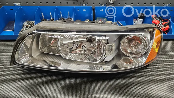 Volvo XC70 Lampy przednie / Komplet 