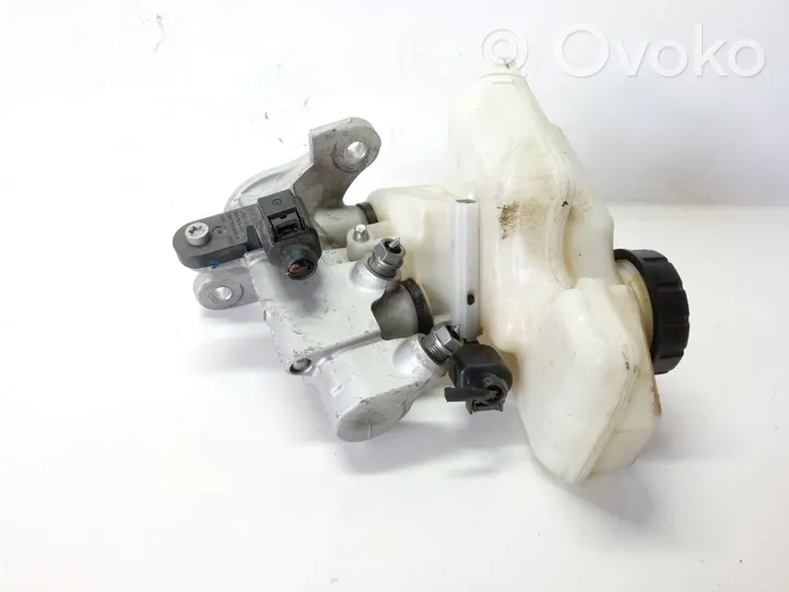 Seat Ibiza V (KJ) Power steering fluid tank/reservoir 2Q1611301A