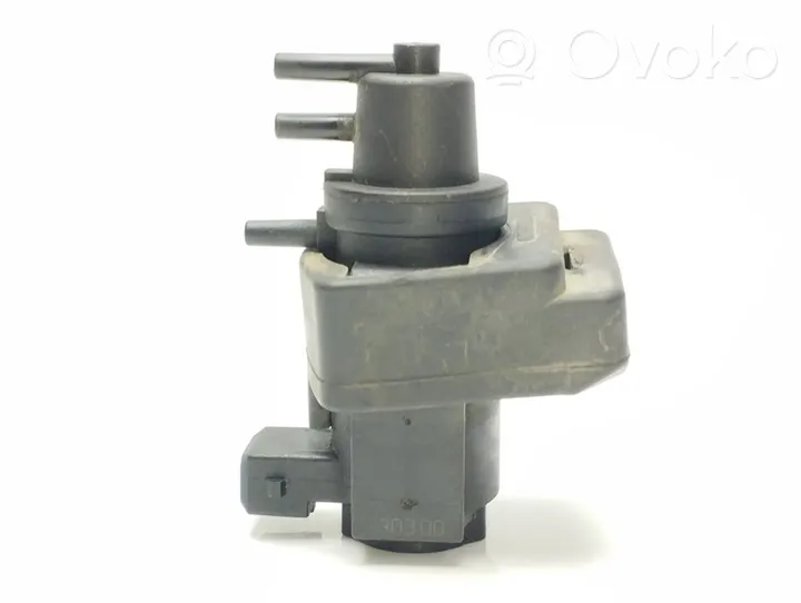 Nissan NP300 Vacuum valve 14956EB70B