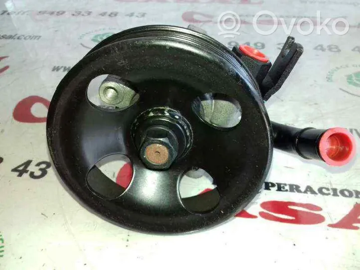 KIA Magentis Pompe de direction assistée 571002G200