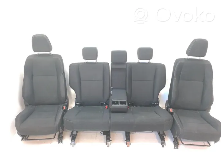 Toyota RAV 4 (XA40) Set sedili 7107342A50C0