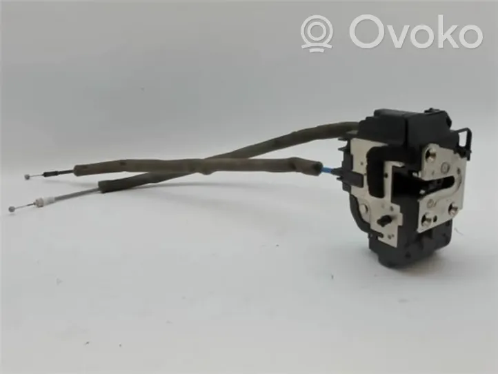 Nissan Qashqai+2 Moteur de centralisation serrure de porte arrière 82500EY10D