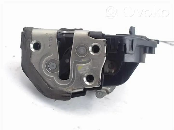 Toyota Prius (XW20) Motor de cierre de puerta trasera 6906047041