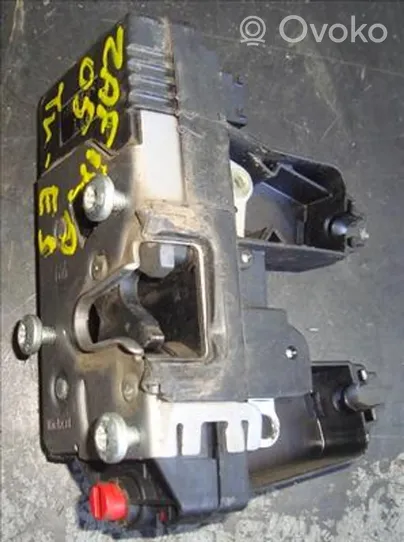 Opel Zafira A Rear door soft close latching motor 