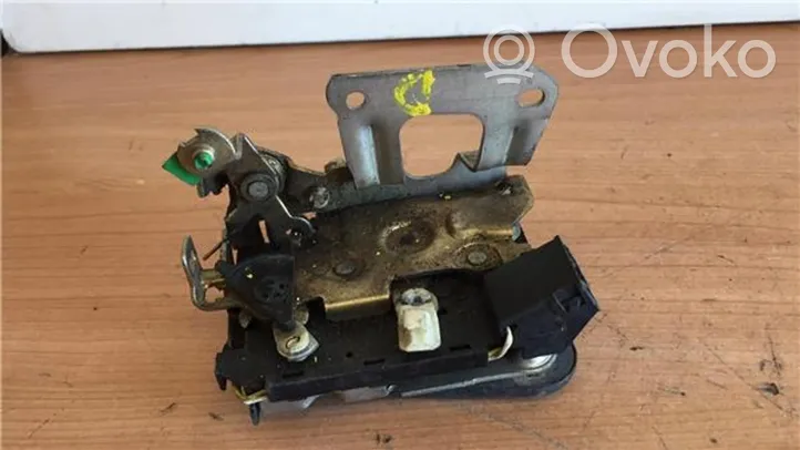 Renault Clio I Moteur de verrouillage porte avant 