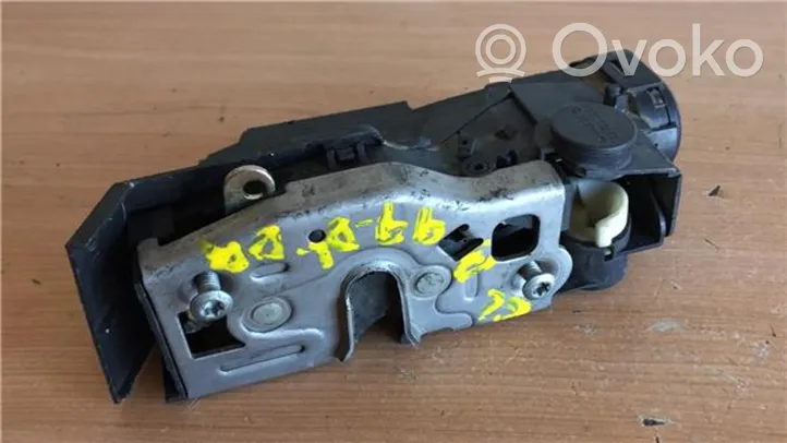 Mercedes-Benz A W168 Moteur de verrouillage porte avant 