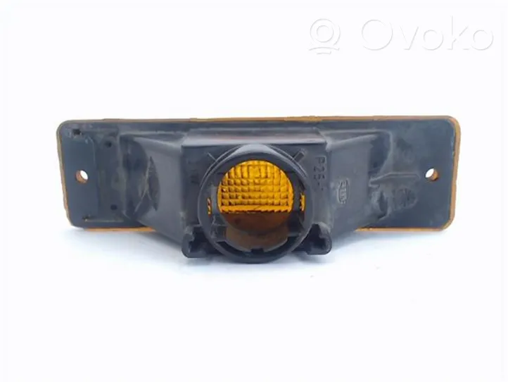 Seat Ibiza I (021A) Indicatore di direzione anteriore A281088123089