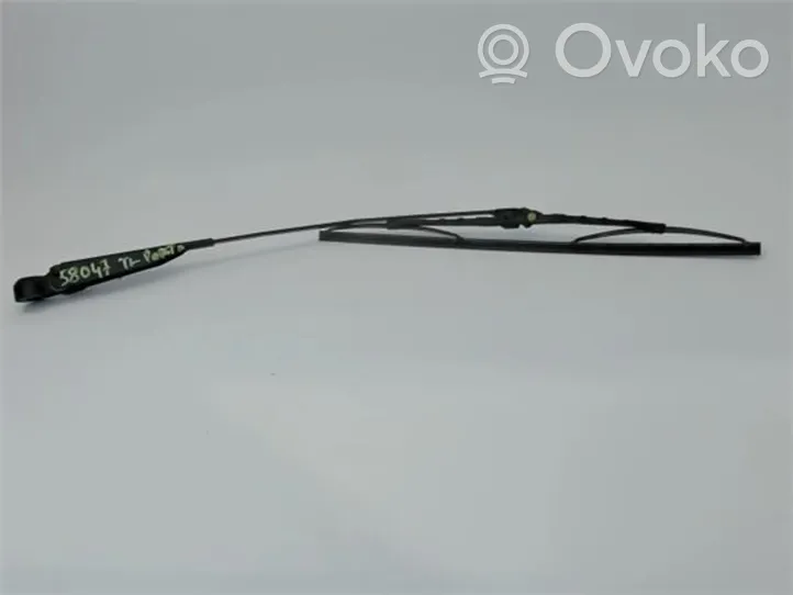 Opel Vivaro Rear wiper blade arm 